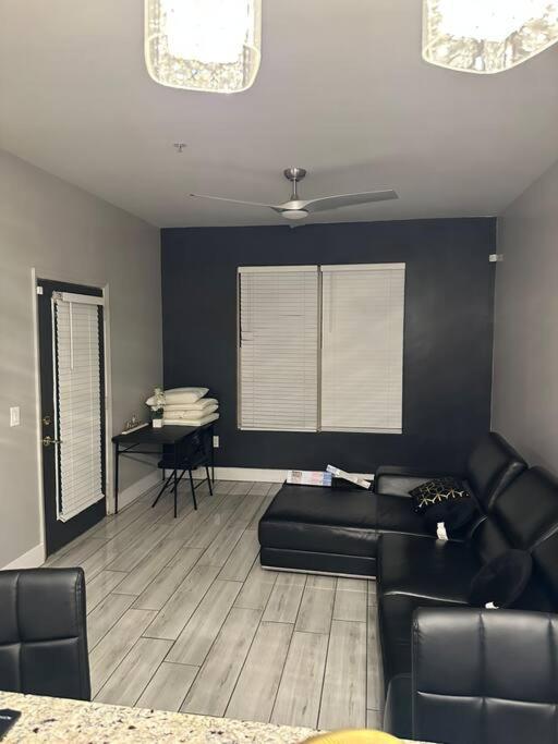 Welcome To The Auc Modern Unit Appartement Atlanta Buitenkant foto